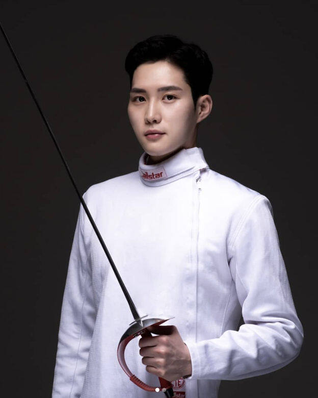 1994年出生的韓國劍擊運動員金俊浩（김준호）有「少年劍神」之稱，曾三度於世界擊劍