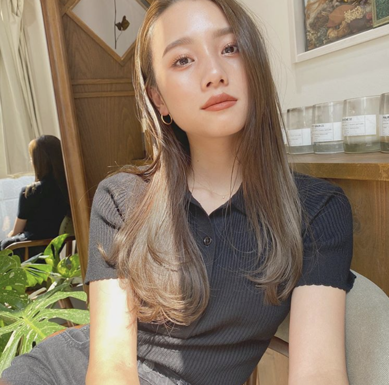 這個小鹿斑比棕髮色名就本來就很可愛,事實上是一種有點楓葉紅的微 這個小鹿斑比棕髮色名就本來就很可愛,事實上是一種有點楓葉紅的微