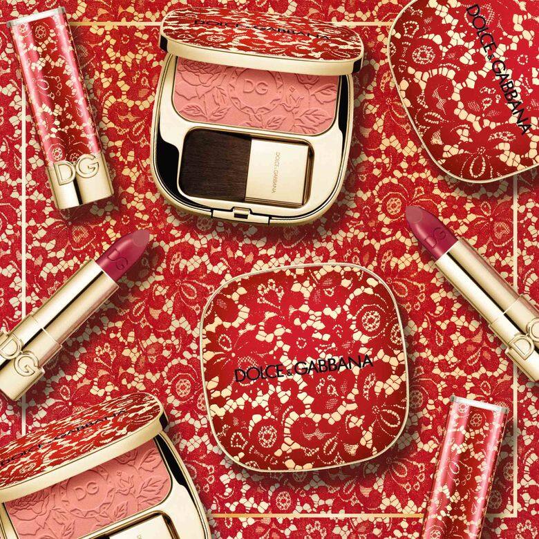 喱士結合了優雅、愛意和傳統,為慶祝新一年,Dolce&Gabbana Beauty為兩款皇牌產品換上 喱士結合了優雅、愛意和傳統,為慶祝新一年,Dolce&Gabbana Beauty為兩款皇牌產品換上