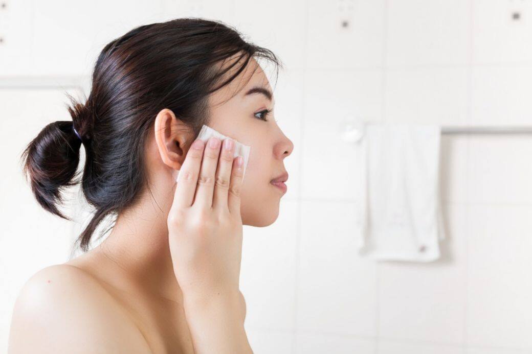 起皮膚敏感的原因有很多，如護膚品刺激、太陽暴曬等等。另外春夏交替或