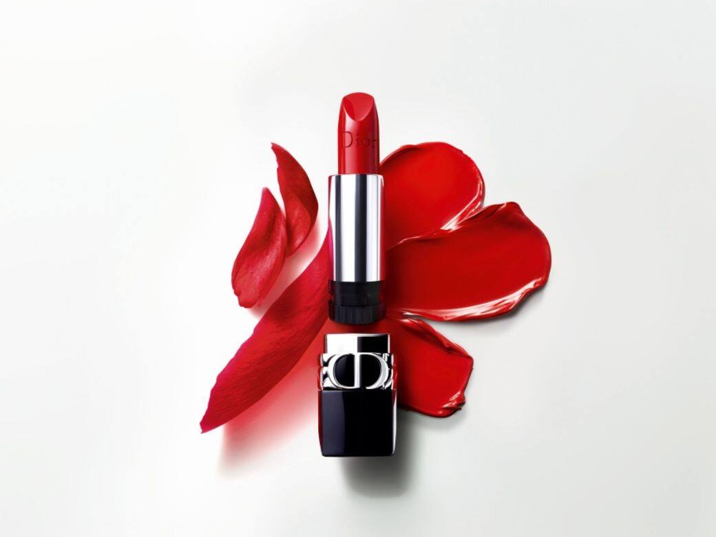 Rouge Dior 傲姿唇膏也再次以補充裝設計登場。 Rouge Dior 傲姿唇膏也再次以補充裝設計登場。