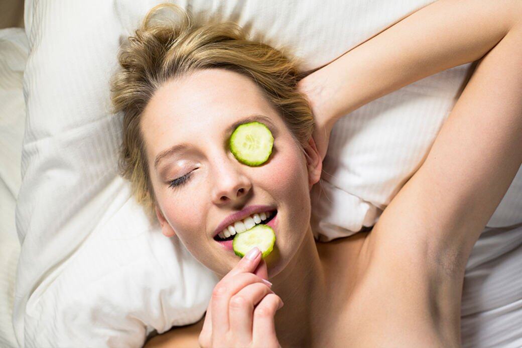 青瓜是十分有效的抗氧化食物，多吃能改善膚色暗啞，而當中亦含大量維
