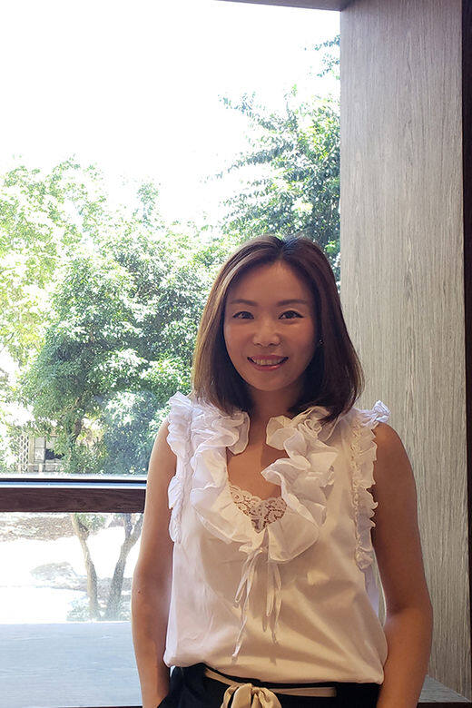Brenda LeungZeva Hair Spa 創辦人及國際頭皮治療師協會(IAT)認證頭皮治療師 Brenda LeungZeva Hair Spa 創辦人及國際頭皮治療師協會(IAT)認證頭皮治療師