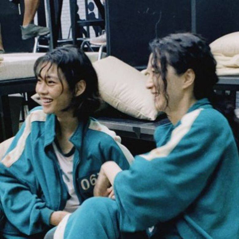 鄭浩妍在自己的Instagram分享與劇中另外一位角色韓美女戲外的合照,雖然戲 鄭浩妍在自己的Instagram分享與劇中另外一位角色韓美女戲外的合照,雖然戲