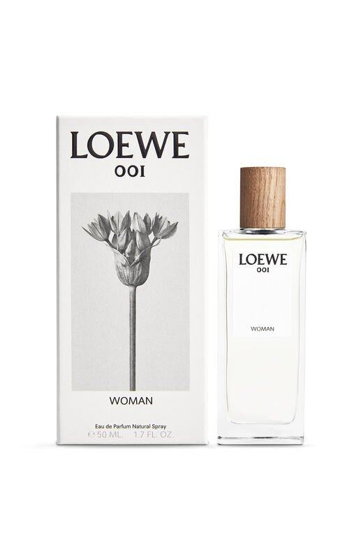 LOEWE 001 女士淡香水清新而散發現代感，融合麝香、亞麻和粉色牡丹的香氣。 香