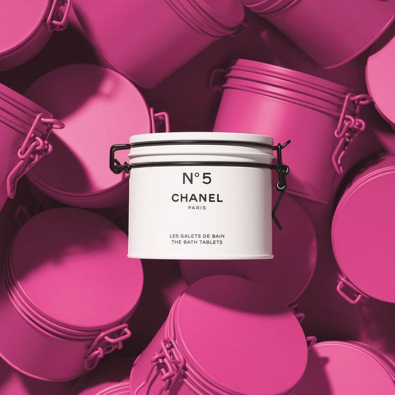 Chanel N°5 The Bath Tablets沐浴香皂片 $655(10 x 17g) Chanel N°5 The Bath Tablets沐浴香皂片 $655(10 x 17g)