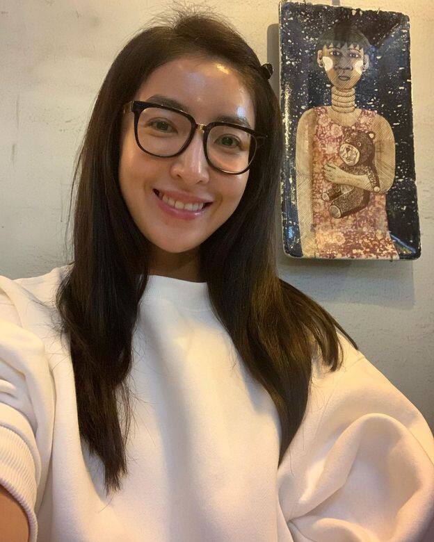 作為一個注重保養的女性而言,卸妝清潔比仼何護膚步驟更為重要 作為一個注重保養的女性而言,卸妝清潔比仼何護膚步驟更為重要