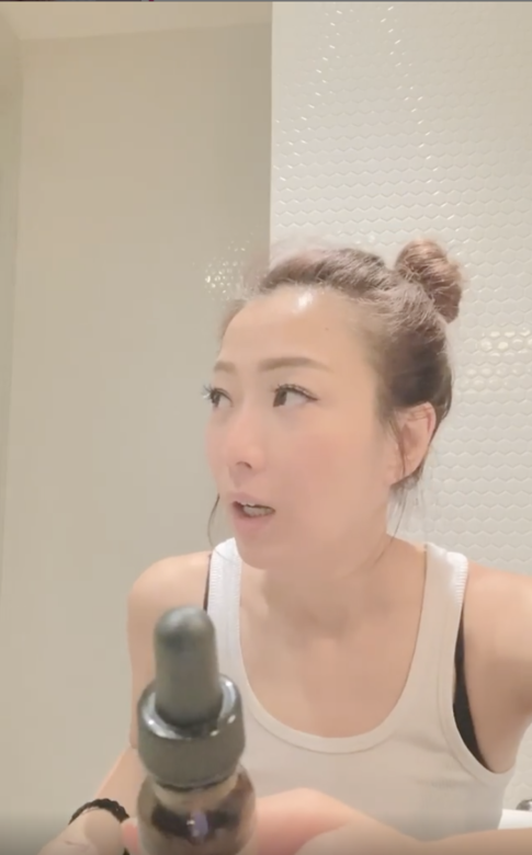 原來Sammi有濕疹問題,近日她在IG分享了她的最新濕舒緩推介! 原來Sammi有濕疹問題,近日她在IG分享了她的最新濕舒緩推介!
