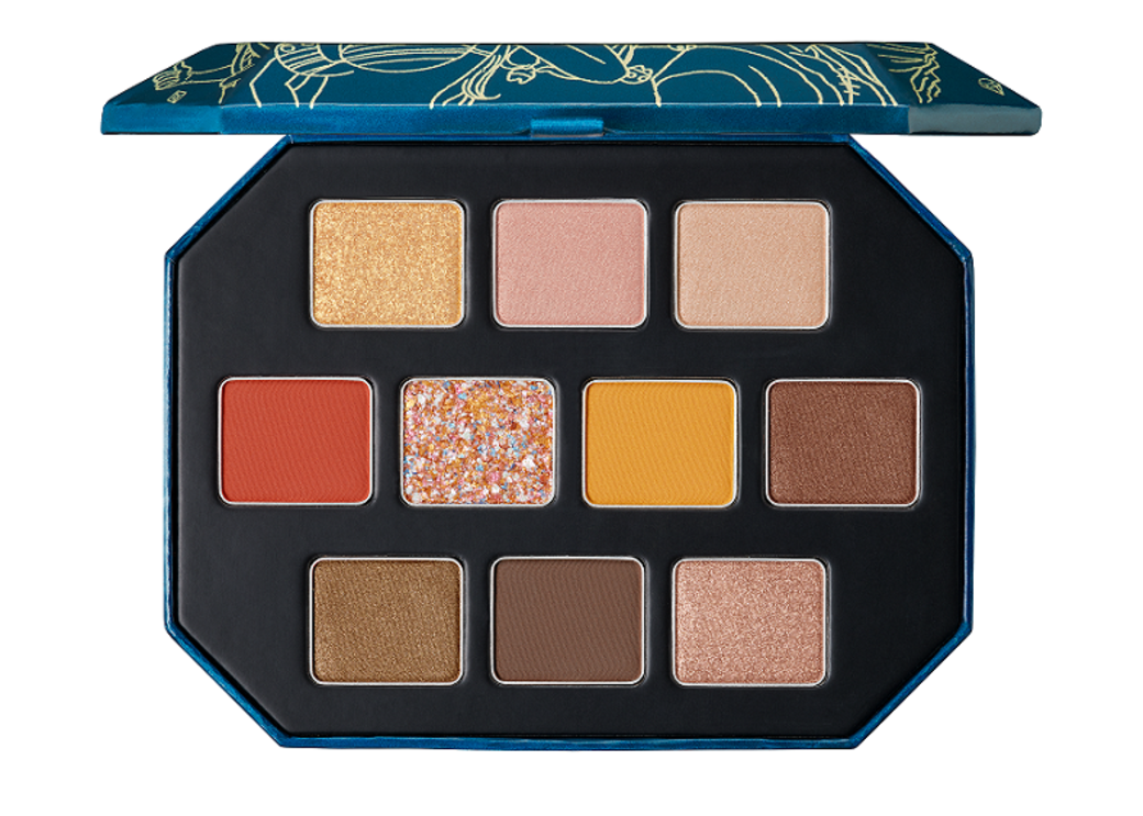 shu uemura 聯乘ONE PIECE推出限量妝品,當中的眼影盤集合千陽號的鮮紅與豔黃,結 shu uemura 聯乘ONE PIECE推出限量妝品,當中的眼影盤集合千陽號的鮮紅與豔黃,結
