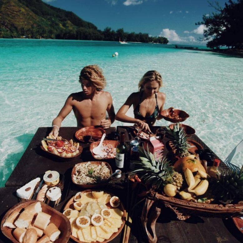 Alexis Ren, Jay Alvarrez, 厭食症, Instagram, 減肥, 飲食, 運動 Alexis Ren, Jay Alvarrez, 厭食症, Instagram, 減肥, 飲食, 運動