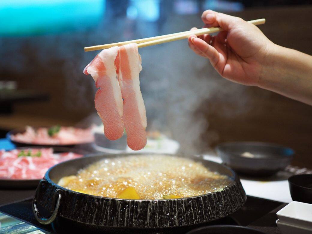 肉類食肉獸其實都有低脂健康選擇,例如瘦肉片、牛展、去皮雞件以代替肥 肉類食肉獸其實都有低脂健康選擇,例如瘦肉片、牛展、去皮雞件以代替肥