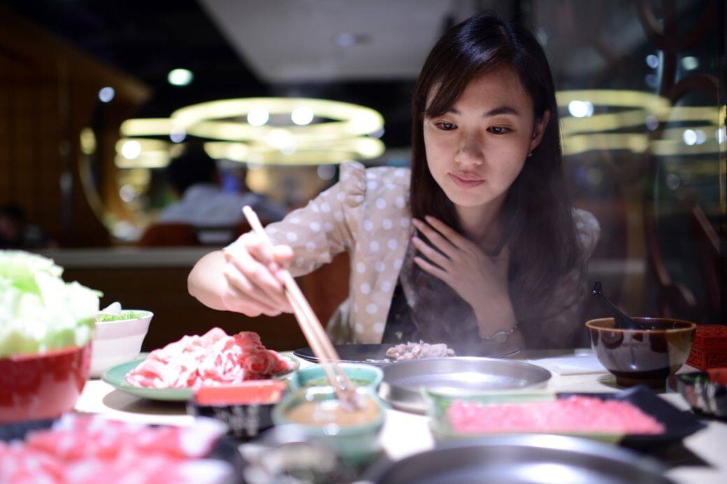 丸類另外,港人至愛的丸類例如貢丸、芝心丸、爆醬丸等,甚至腸仔、午餐肉這 丸類另外,港人至愛的丸類例如貢丸、芝心丸、爆醬丸等,甚至腸仔、午餐肉這