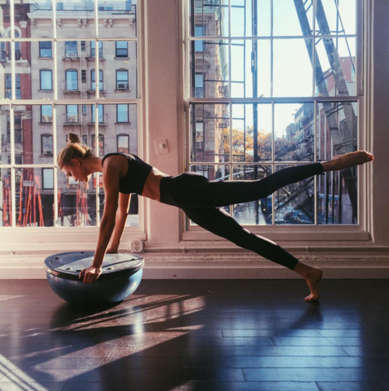 Karlie Kloss, fitness, 塑身, 運動 Karlie Kloss, fitness, 塑身, 運動
