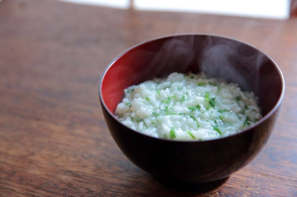 而且如果配上油炸鬼或炒麵等高熱量、高脂肪食物,更可能會卡路里超標 而且如果配上油炸鬼或炒麵等高熱量、高脂肪食物,更可能會卡路里超標