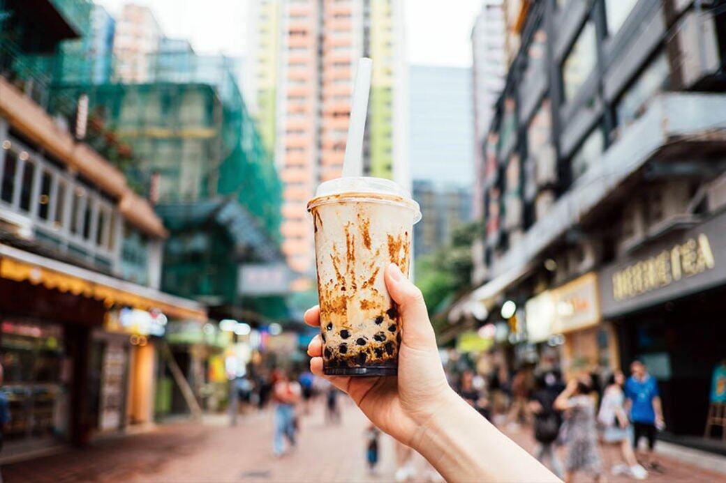 她建議大家可減少攝取含有精製糖 、白砂糖的食物如:珍珠奶茶、蛋糕、汽水 她建議大家可減少攝取含有精製糖 、白砂糖的食物如:珍珠奶茶、蛋糕、汽水
