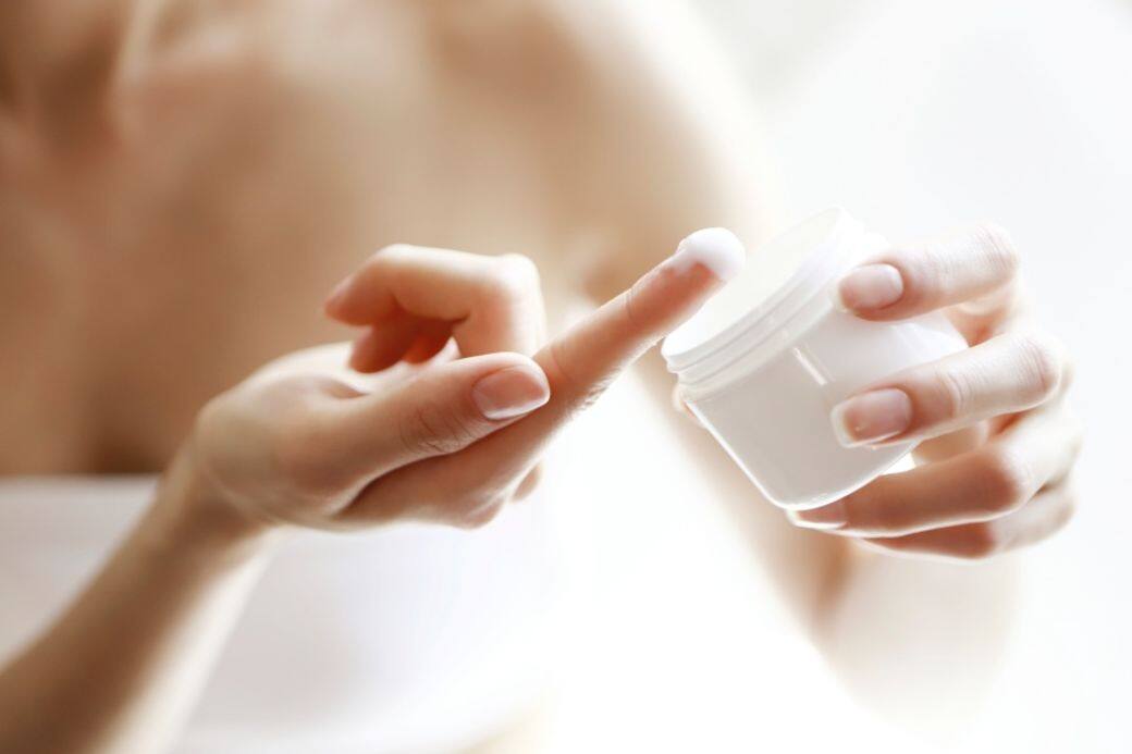 混合性皮膚可使用水份較重的透明質酸，如精華液，凝膠或乳液類。