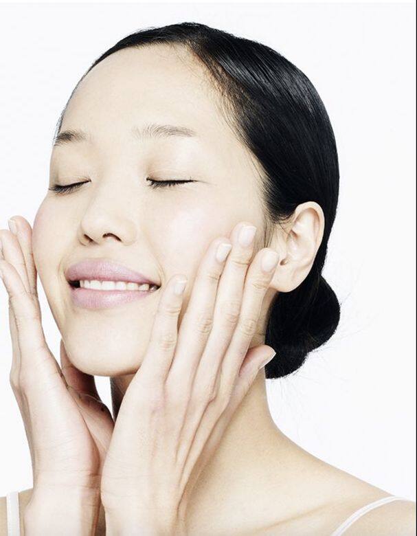 有美魔女之 稱的46歲知名日本主婦水谷雅子,臉上幾乎看不到一點鬆弛 有美魔女之 稱的46歲知名日本主婦水谷雅子,臉上幾乎看不到一點鬆弛