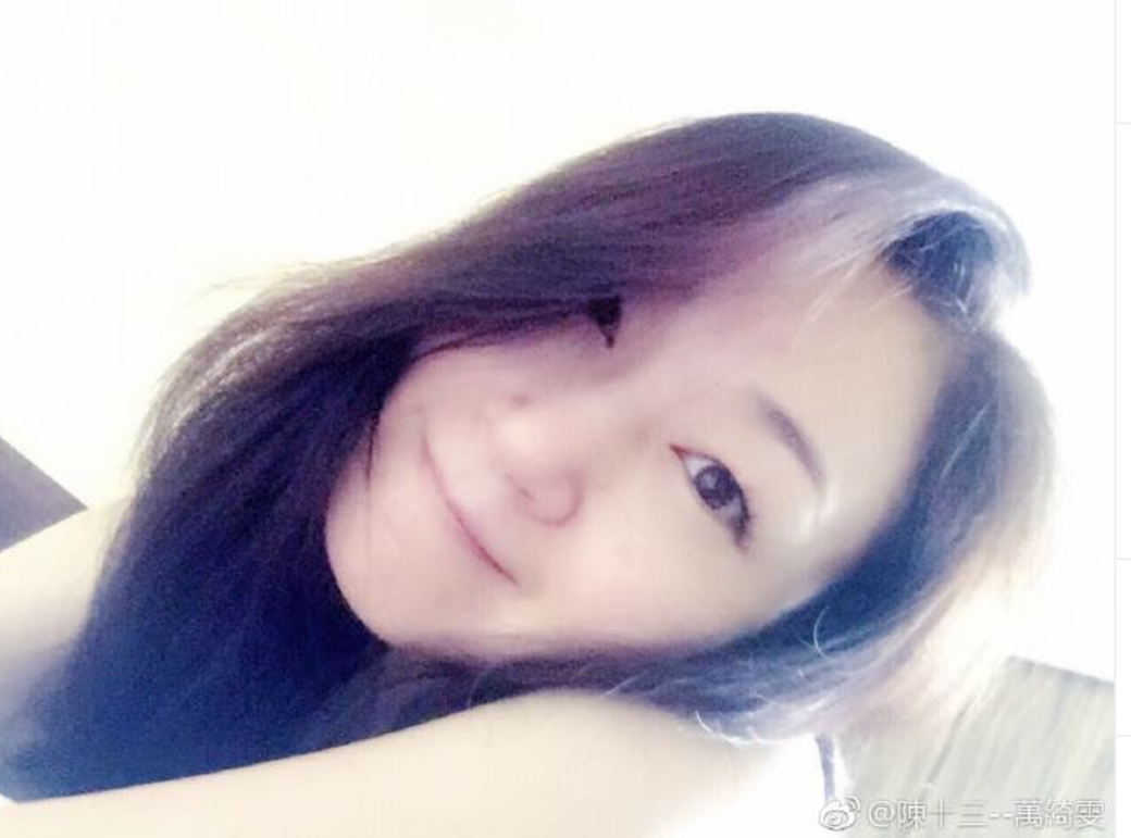 年紀漸長新陳代謝也會逐漸減慢,這時皮膚的油脂分泌也會相對減少,令 年紀漸長新陳代謝也會逐漸減慢,這時皮膚的油脂分泌也會相對減少,令