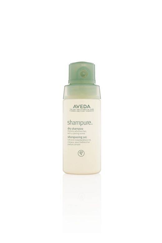AVEDA的乾洗爽髮粉蘊含99.8%天然成份萃取，採用非氣壓噴霧式粉末設計，易