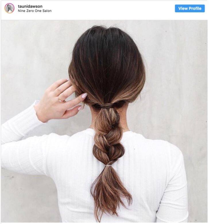 時尚運動髮型 12- 低鬢辮馬尾Braided Low Ponytail 時尚運動髮型 12- 低鬢辮馬尾Braided Low Ponytail