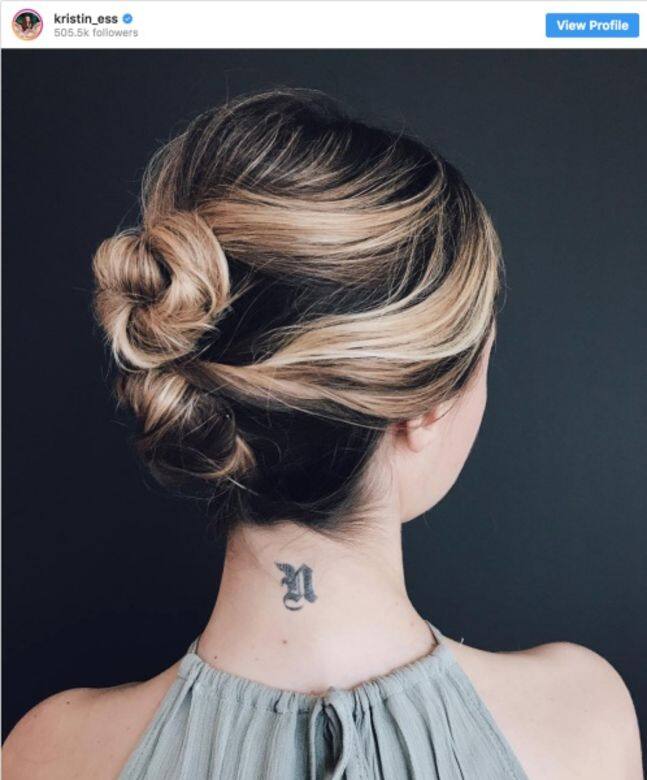 時尚運動髮型 9-堆疊雙髮髻Stacked Buns 時尚運動髮型 9-堆疊雙髮髻Stacked Buns