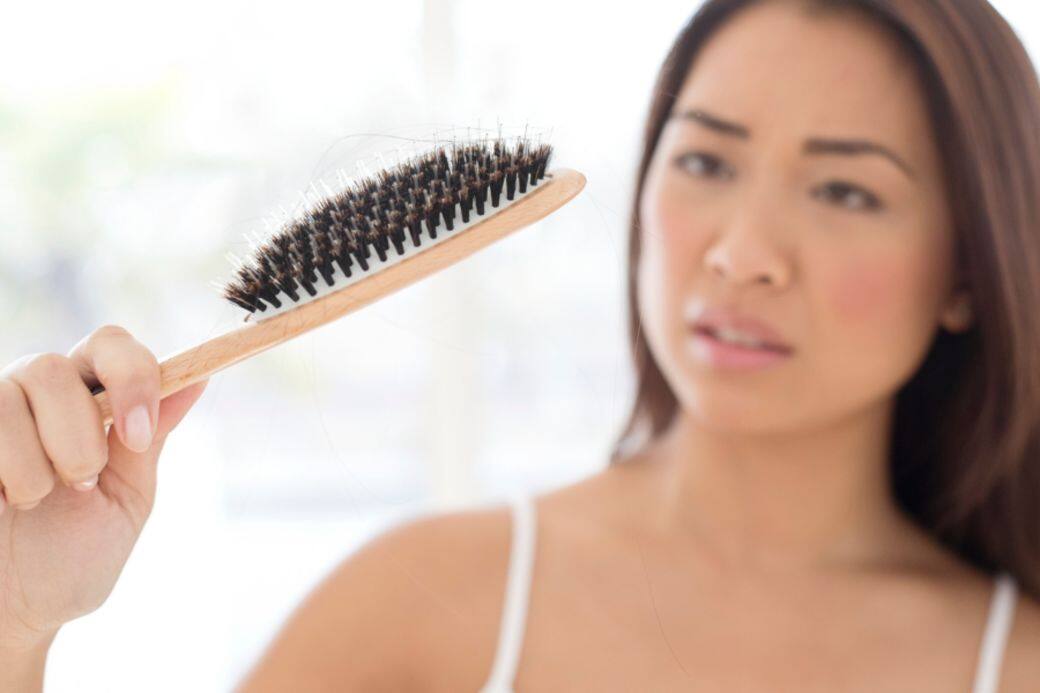 ELLE:20 多歲就已經有脫髮問題,最主要的成因為何?與內分泌有關嗎?普通科 ELLE:20 多歲就已經有脫髮問題,最主要的成因為何?與內分泌有關嗎?普通科