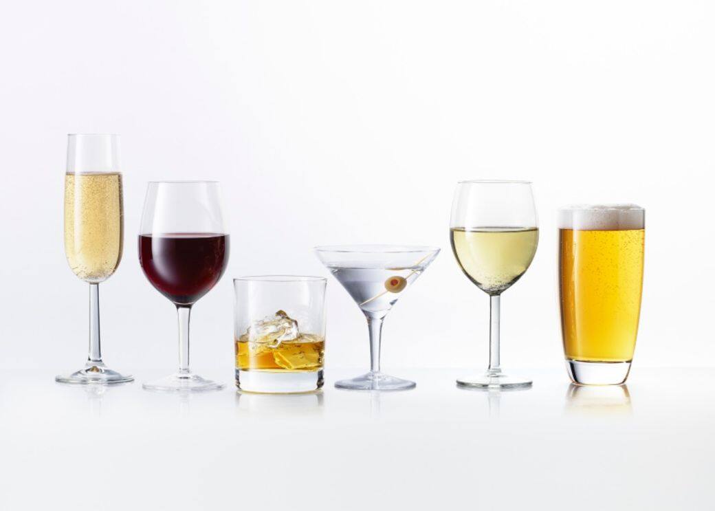 咖啡、酒精或辛辣的食物都有助促進新陳代謝,令體內溫度上升。當新陳代 咖啡、酒精或辛辣的食物都有助促進新陳代謝,令體內溫度上升。當新陳代