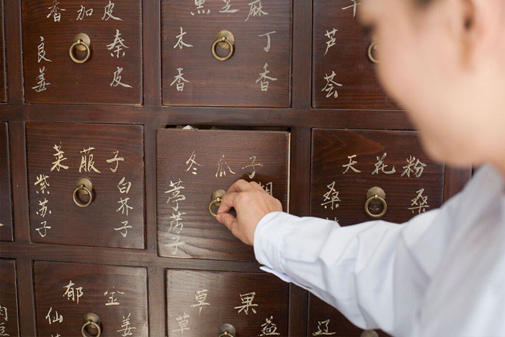 想徹底解決鼻敏感問題,最好還是在註冊中醫師的指導下服用中藥調理 想徹底解決鼻敏感問題,最好還是在註冊中醫師的指導下服用中藥調理