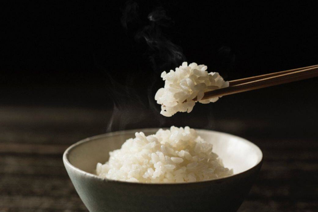 菠菜、黑朱古力、杏仁、腰果、花生與牛油果等都含有豐富鎂質。而被長期keep fit 菠菜、黑朱古力、杏仁、腰果、花生與牛油果等都含有豐富鎂質。而被長期keep fit