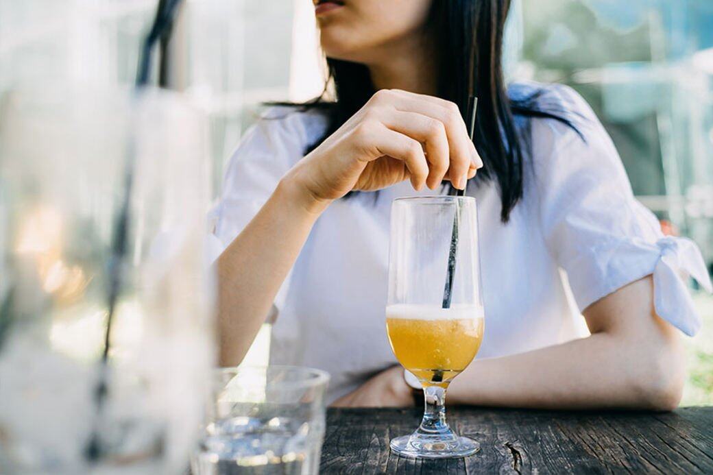 雖然愈來愈多餐廳食肆推出無味精、低鹽低脂的有營健康餐單,甚至列出 雖然愈來愈多餐廳食肆推出無味精、低鹽低脂的有營健康餐單,甚至列出