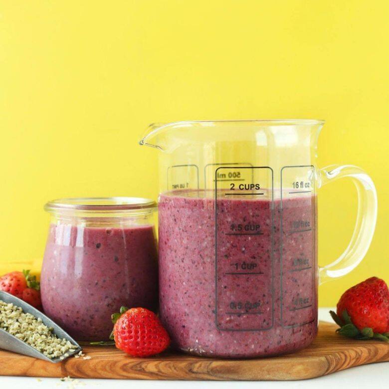 6.香蕉藍莓大麻籽沙冰Banana Blueberry Hemp Seed Smoothie材料:菠菜 2柸、冰凍香蕉1條、冰凍藍 6.香蕉藍莓大麻籽沙冰Banana Blueberry Hemp Seed Smoothie材料:菠菜 2柸、冰凍香蕉1條、冰凍藍