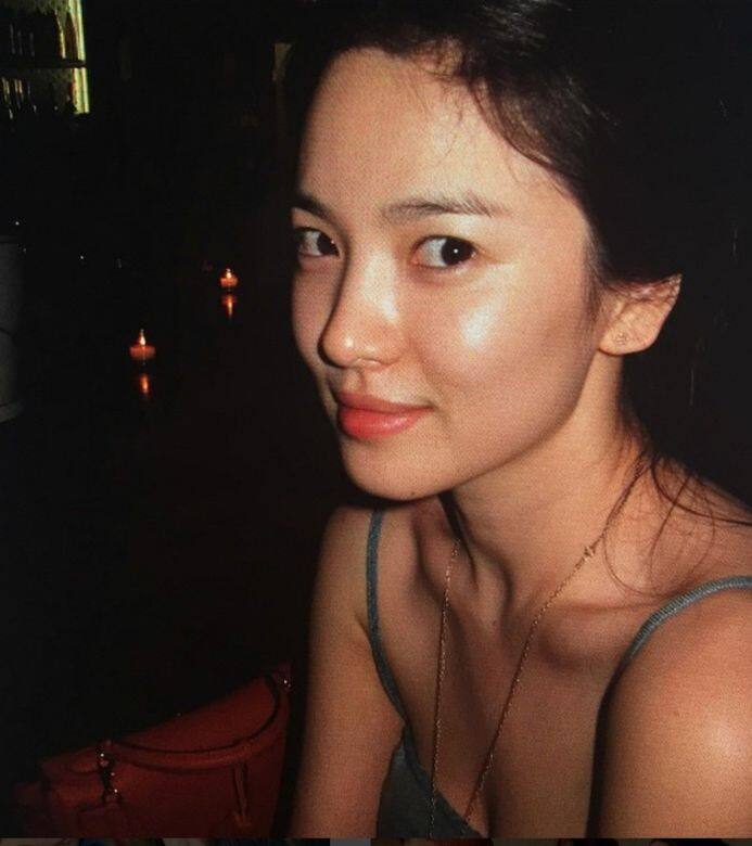 網絡盛傳喬妹減baby fat的其中一道獨步單方,就是每日飲檸檬水而不加糖 網絡盛傳喬妹減baby fat的其中一道獨步單方,就是每日飲檸檬水而不加糖
