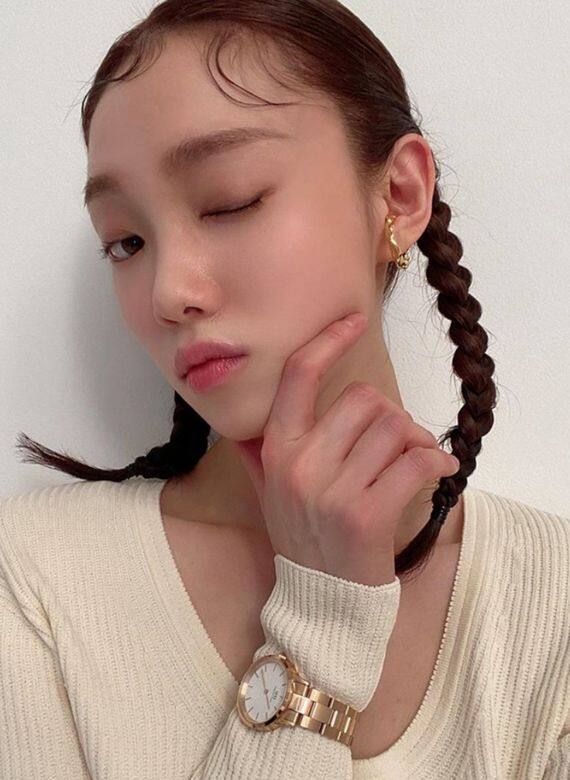 到底應該如何消除及隱藏容易令容顏增齡的法令紋? 到底應該如何消除及隱藏容易令容顏增齡的法令紋?