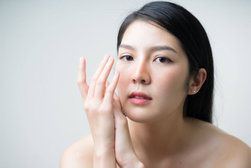 Q:今年美白、淡斑保養流行趨勢?凱鈞老師:不少品牌今年提到的淡斑形成 Q:今年美白、淡斑保養流行趨勢?凱鈞老師:不少品牌今年提到的淡斑形成