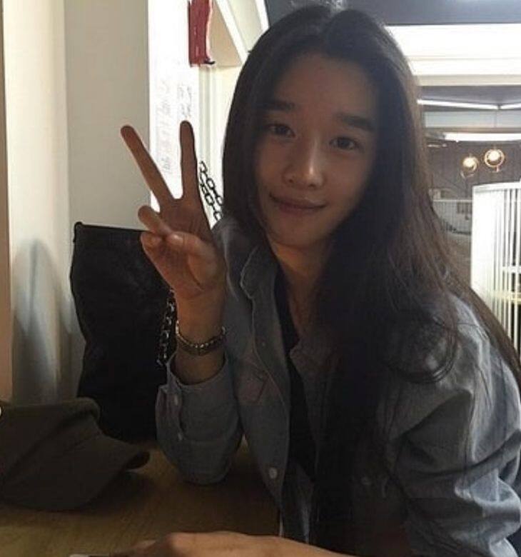 徐睿知的護膚方法是以簡約為主,她認為只要妝卸得夠徹底乾淨,護膚步 徐睿知的護膚方法是以簡約為主,她認為只要妝卸得夠徹底乾淨,護膚步
