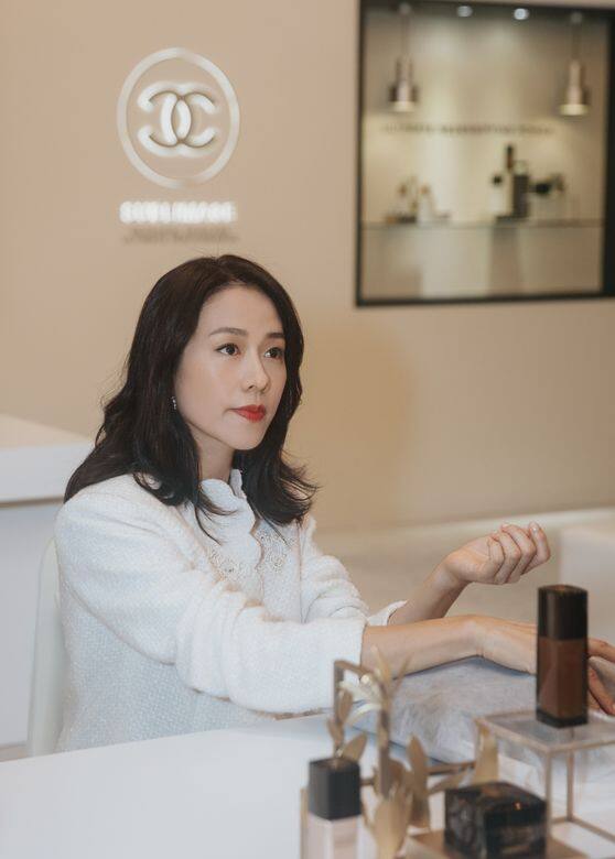 當Karena只可選擇一件護膚品,她會揀SUBLIMAGE L’Extrait de Nuit 全效再生晚間修復精華「第 當Karena只可選擇一件護膚品,她會揀SUBLIMAGE L’Extrait de Nuit 全效再生晚間修復精華「第