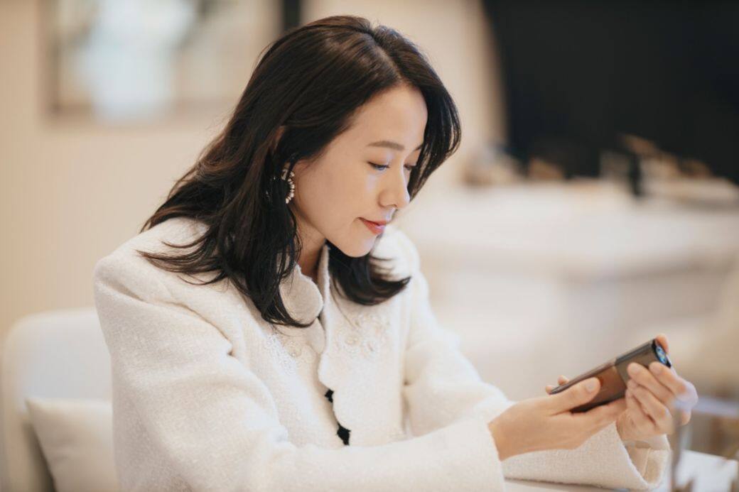 對於保持外在美及內在美的要訣,Karena認為睡眠對於女性尤其重要,也要經 對於保持外在美及內在美的要訣,Karena認為睡眠對於女性尤其重要,也要經