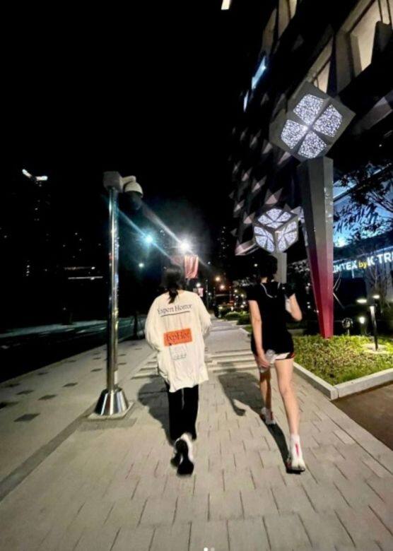金恵秀透過自己不太喜歡運動,但想為了擁有好身材,單靠飲食管理是不 金恵秀透過自己不太喜歡運動,但想為了擁有好身材,單靠飲食管理是不