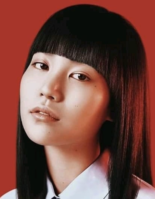 她飾演的着來自地獄的少女,有如日本恐怖大師伊藤潤二筆下的經典角 她飾演的着來自地獄的少女,有如日本恐怖大師伊藤潤二筆下的經典角