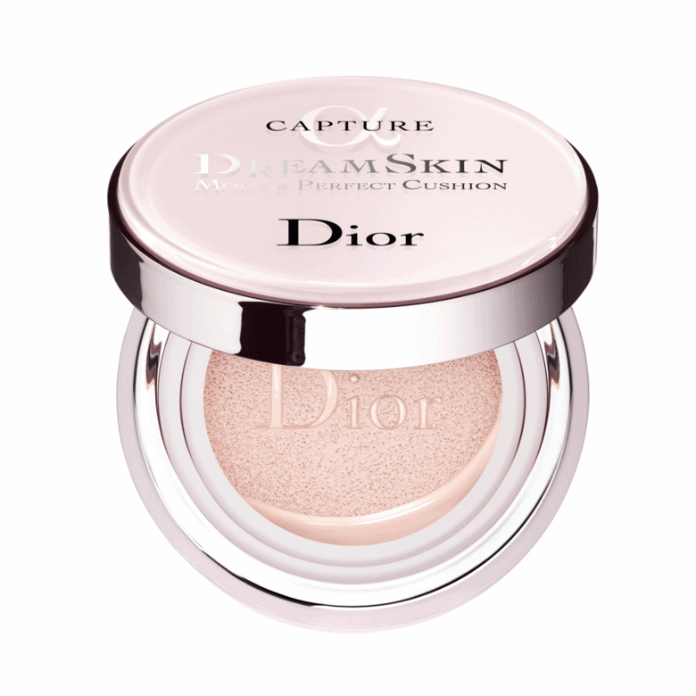 Dior Dreamskin 完美活膚水漾氣墊粉底 SPF50 PA+++ $550 15g氣墊粉底配方能與膚色融合