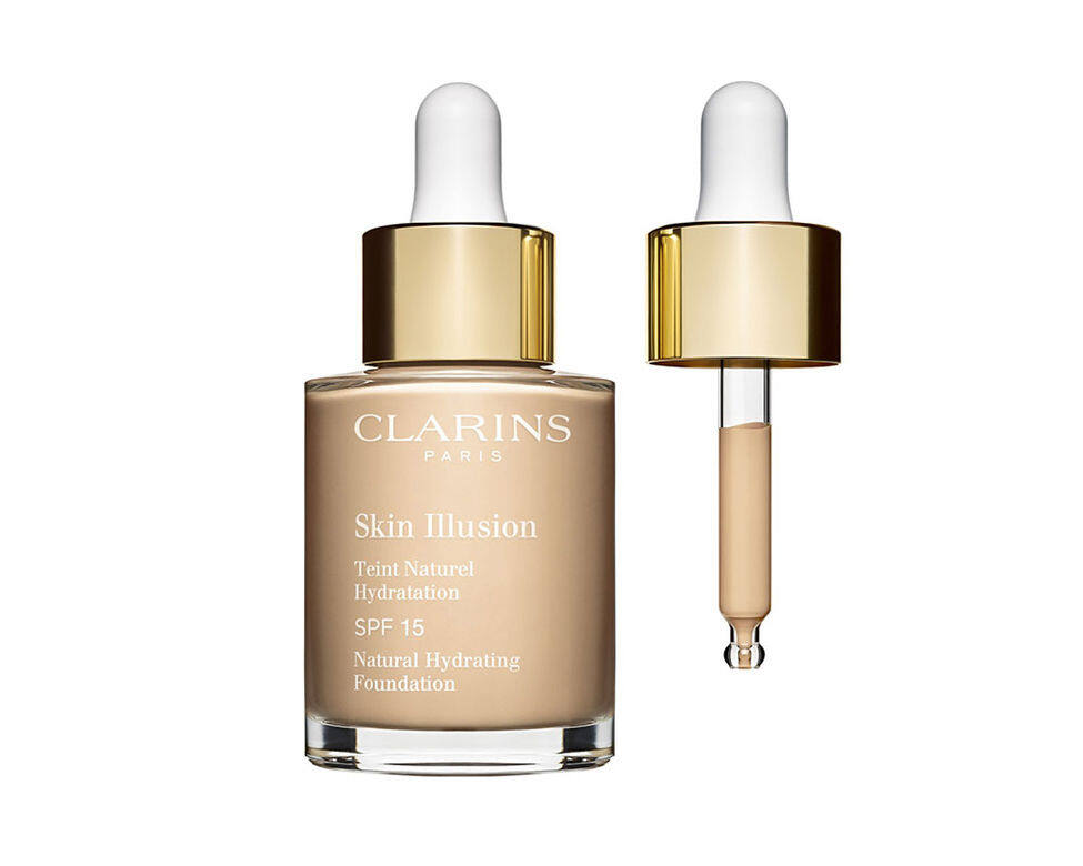 CLARINS 絲滑透薄精華粉底液 SPF15 $350 CLARINS 絲滑透薄精華粉底液 SPF15 $350