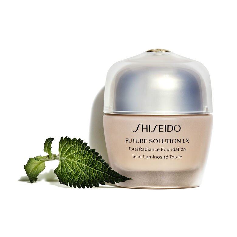Future Solution LX Total Radiance Foundation E SPF15 粉底 Future Solution LX Total Radiance Foundation E SPF15 粉底
