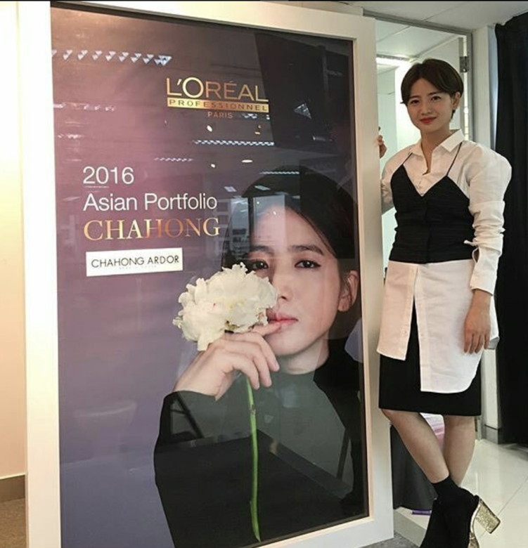 身為韓國女星徐玄振、吳漣序、朴恩惠等人的髮型主理人,韓國知名人氣髮 身為韓國女星徐玄振、吳漣序、朴恩惠等人的髮型主理人,韓國知名人氣髮