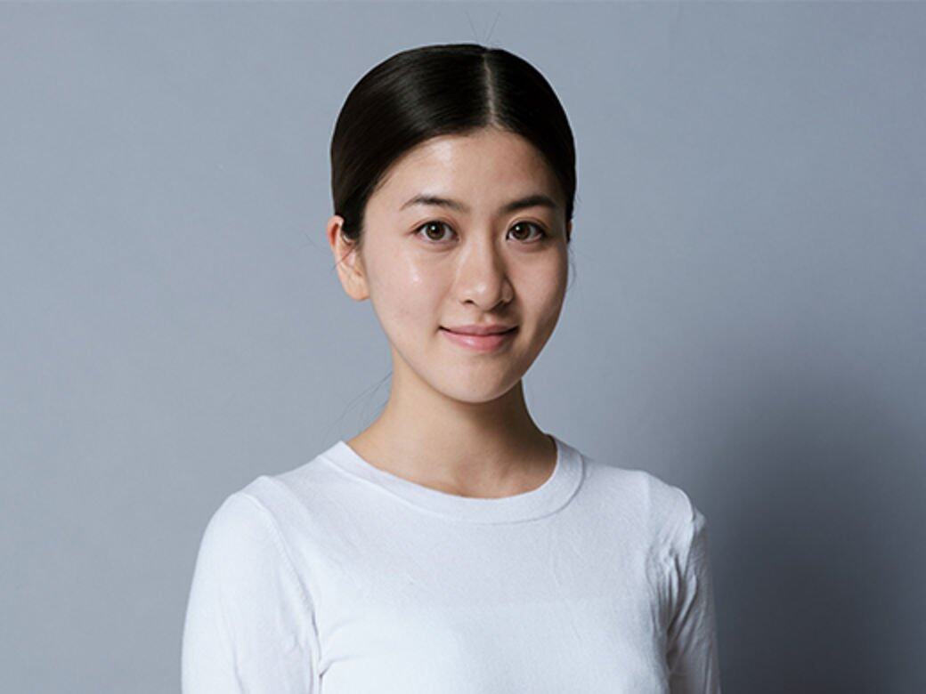 試用前美容編輯Cassie 剛好旅遊回來,肌膚明顯缺水,亦顯得暗啞,細紋也跑出 試用前美容編輯Cassie 剛好旅遊回來,肌膚明顯缺水,亦顯得暗啞,細紋也跑出