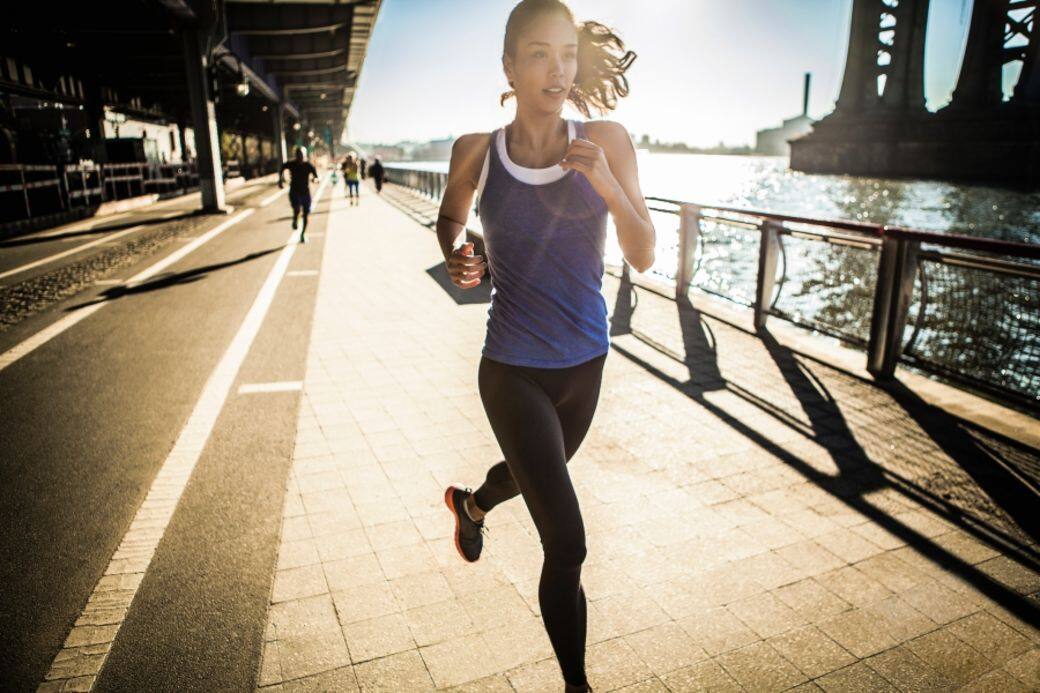 慢跑可動用全身肌肉，同時改善心血管系統，以一個輕鬆的步伐慢跑，一個