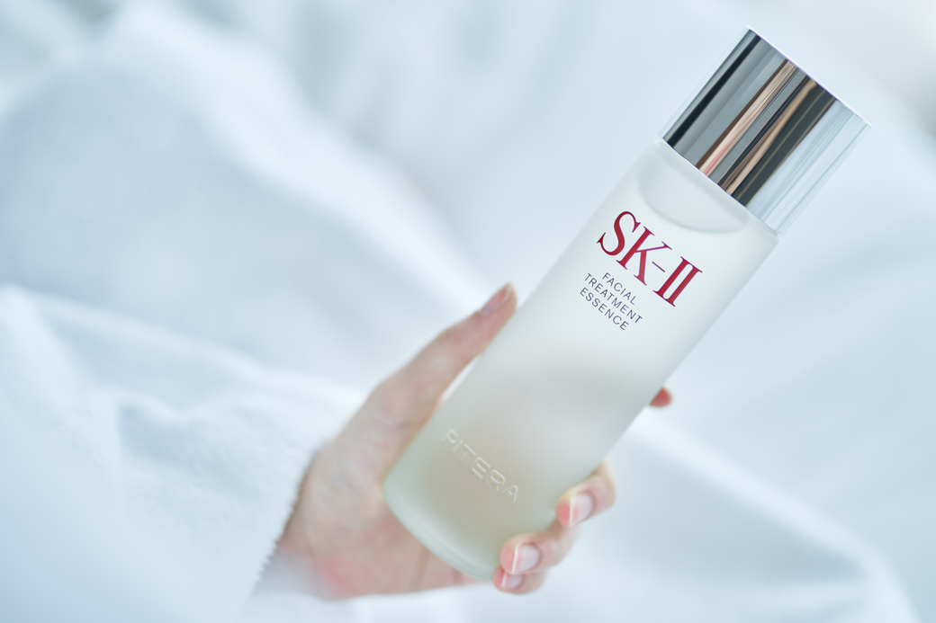 受美容專家力推的全效精華液推薦:SK-II神仙水保濕亮肌 受美容專家力推的全效精華液推薦:SK-II神仙水保濕亮肌