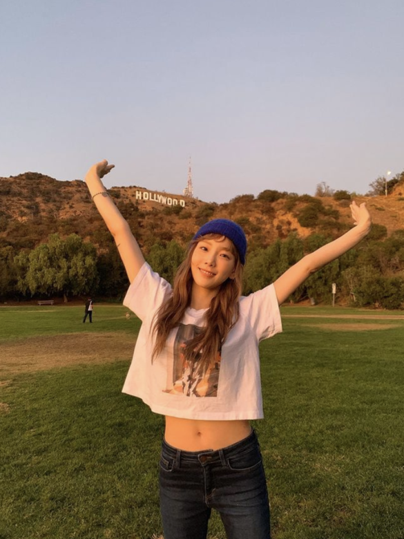 所以她愛會選擇性質較溫和的霜狀卸妝品,避免長出細紋。 所以她愛會選擇性質較溫和的霜狀卸妝品,避免長出細紋。