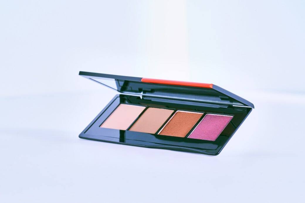 暈彩粉霜眼影組合Essentialist Eye Palette($420 Shiseido)無重眼影組合採用突破性的Cream Powder Matrix Technology技 暈彩粉霜眼影組合Essentialist Eye Palette($420 Shiseido)無重眼影組合採用突破性的Cream Powder Matrix Technology技