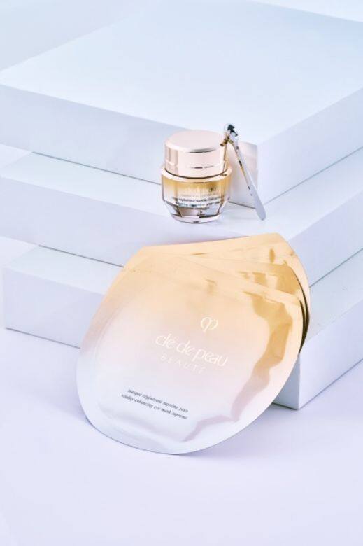高效煥活眼霜Enhancing Eye Contour Cream Supreme($2,100 Clé de Peau Beauté )-On Top 以獲獎科研技術,針對眼部 高效煥活眼霜Enhancing Eye Contour Cream Supreme($2,100 Clé de Peau Beauté )-On Top 以獲獎科研技術,針對眼部