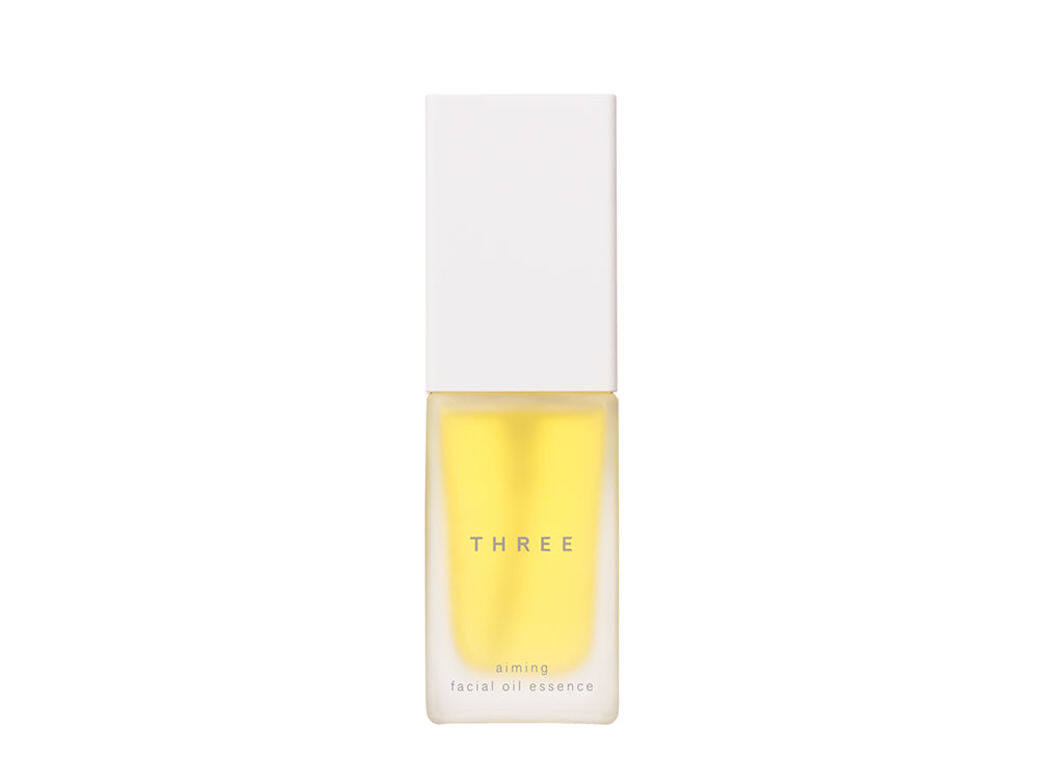 THREE極致活顏全效精華油 $1,125 / 28ml THREE極致活顏全效精華油 $1,125 / 28ml